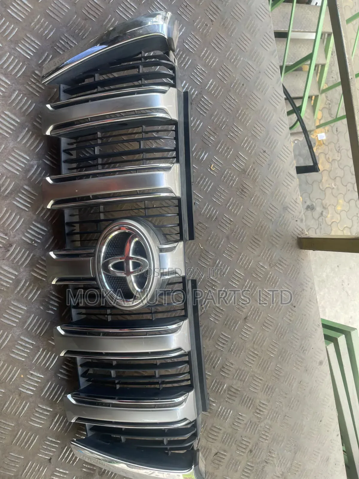 Prado 150 Front Grille