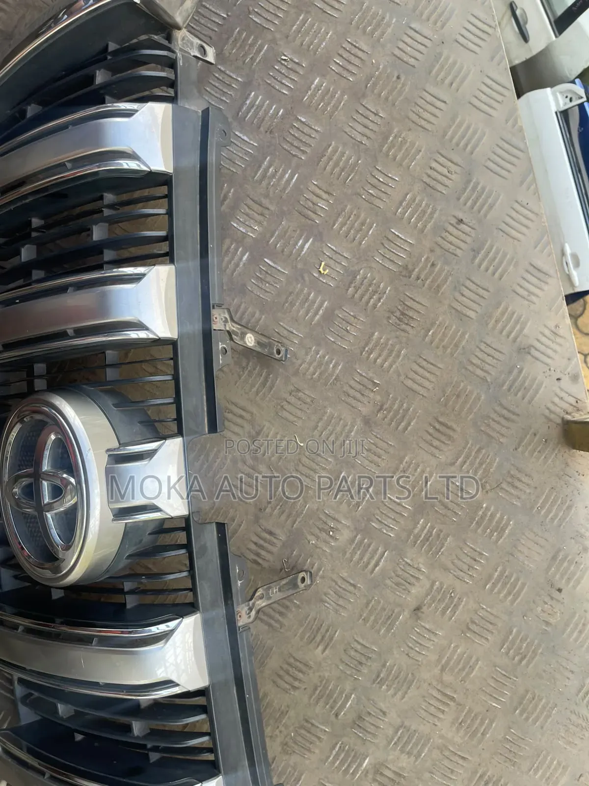 Prado 150 Front Grille