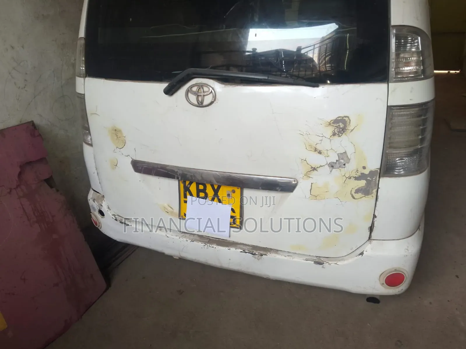 Toyota Noah 2007 White