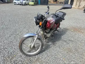 Bajaj Boxer 100 2018 Red