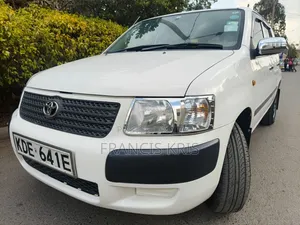 Toyota Succeed SV Premium 2014 White