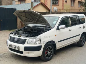 Toyota Succeed SV Premium 2014 White