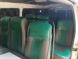 Toyota HiAce 2007 White