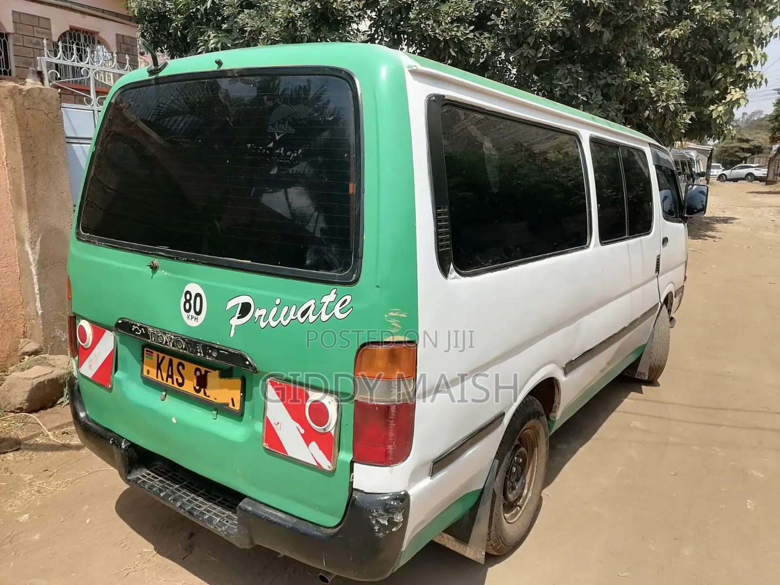 Toyota HiAce 2007 White