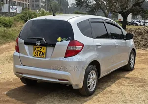 Honda Fit 2012 Silver