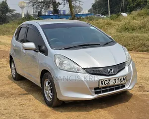 Honda Fit 2012 Silver