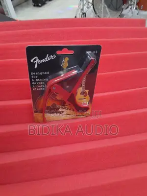 Fender-Branded Trigger-Style Guitar Capo