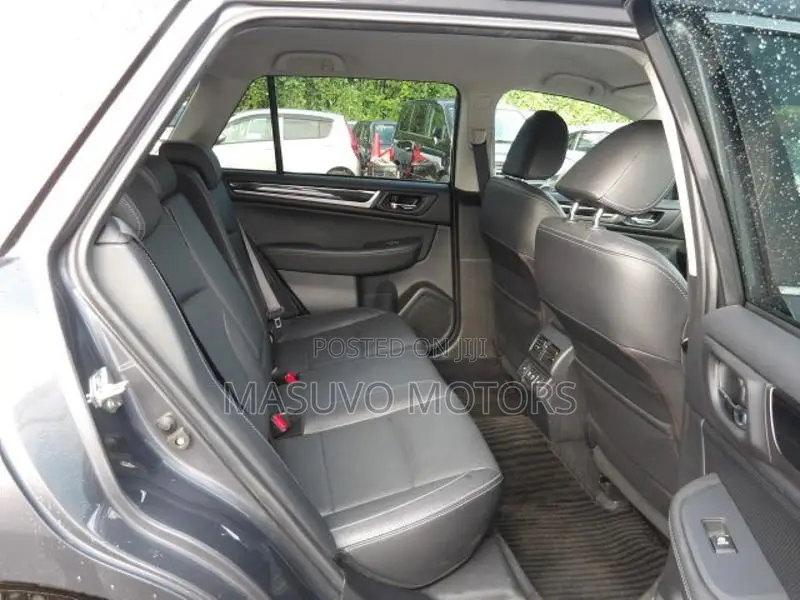 Subaru Outback Limited AWD 2020 Gray