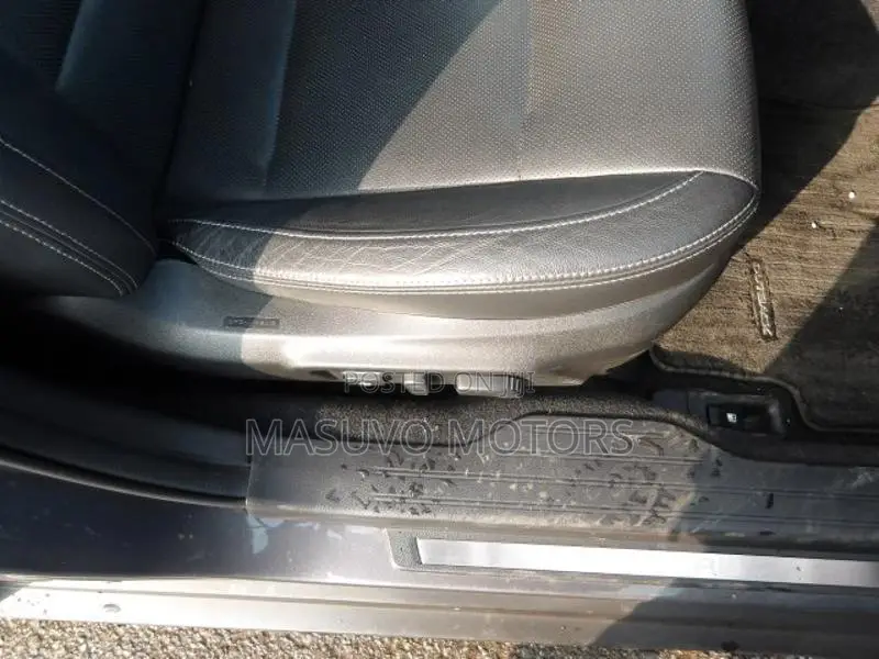 Subaru Outback Limited AWD 2020 Gray