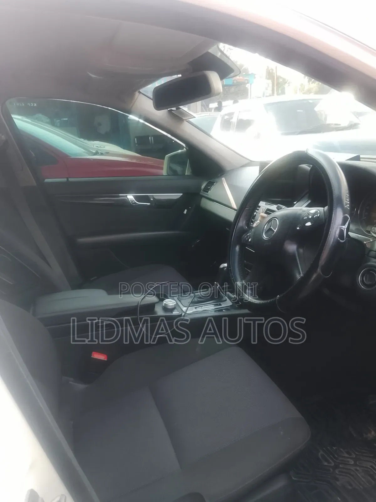 Mercedes-Benz C200 2011 White