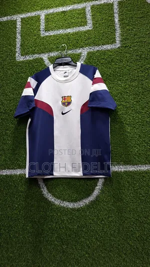 Oversize Edition Football Kits.
