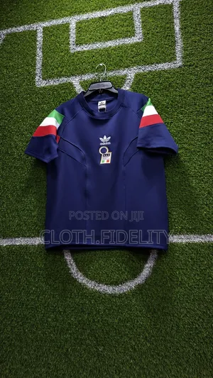 Oversize Edition Football Kits.