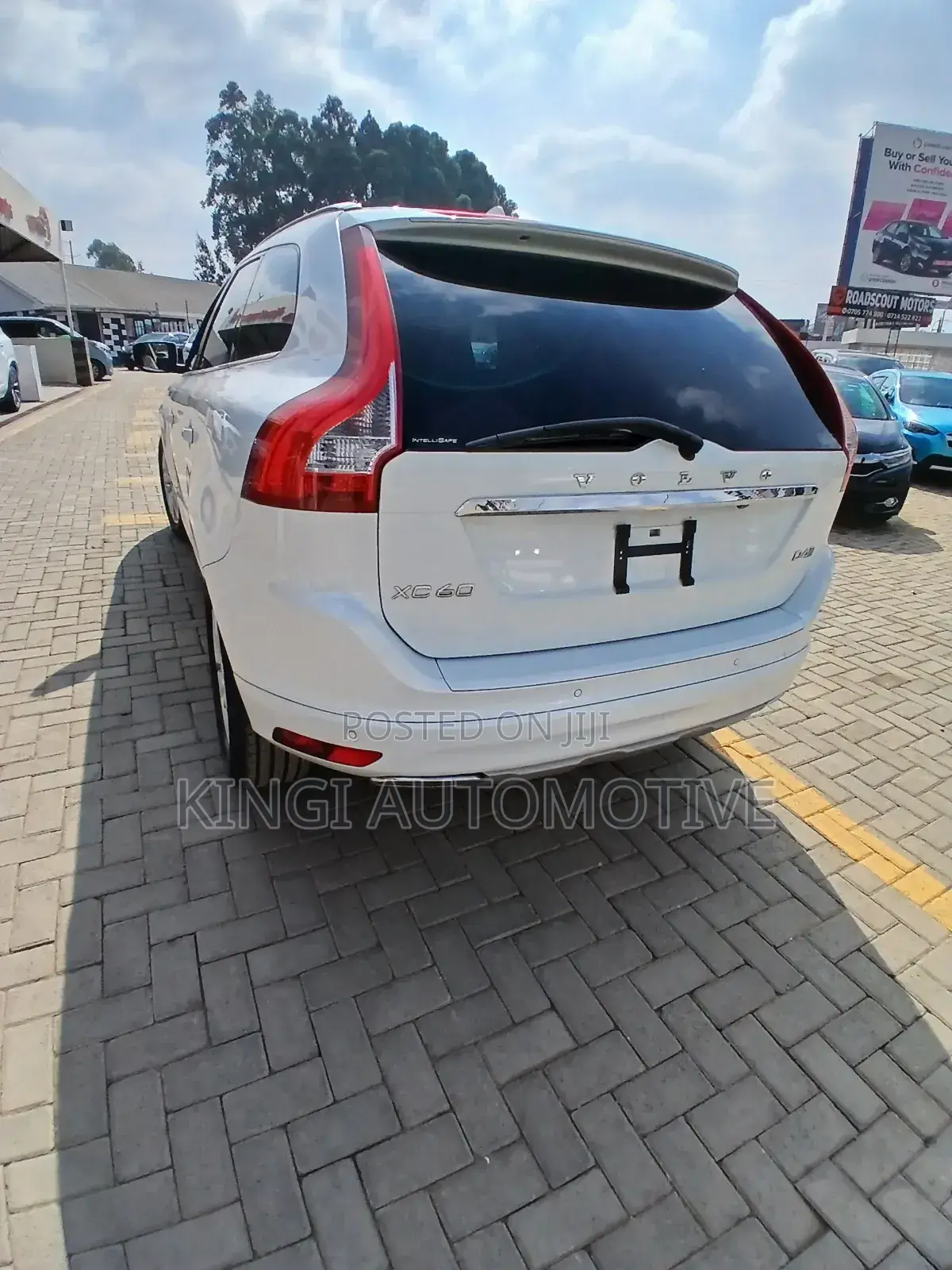 Volvo XC60 2018 White