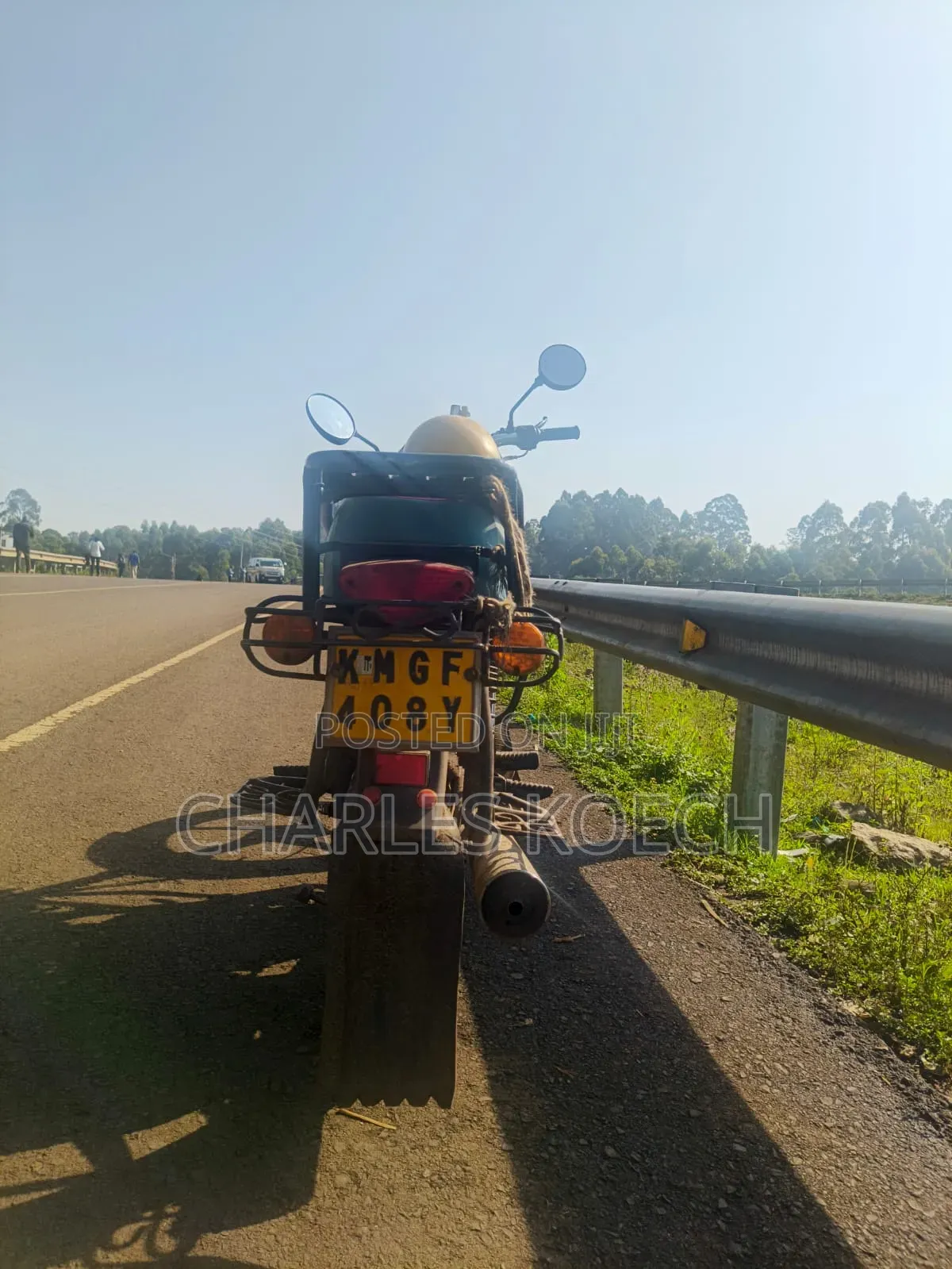 Bajaj Boxer 100 2024 Red
