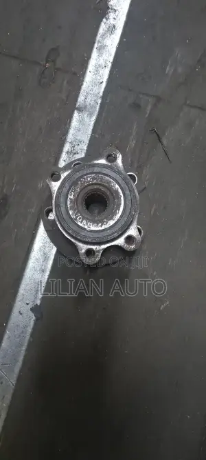Vanguard Rear Wheel Hub