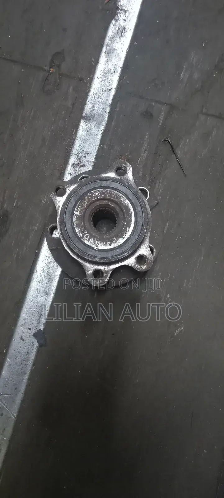Vanguard Rear Wheel Hub