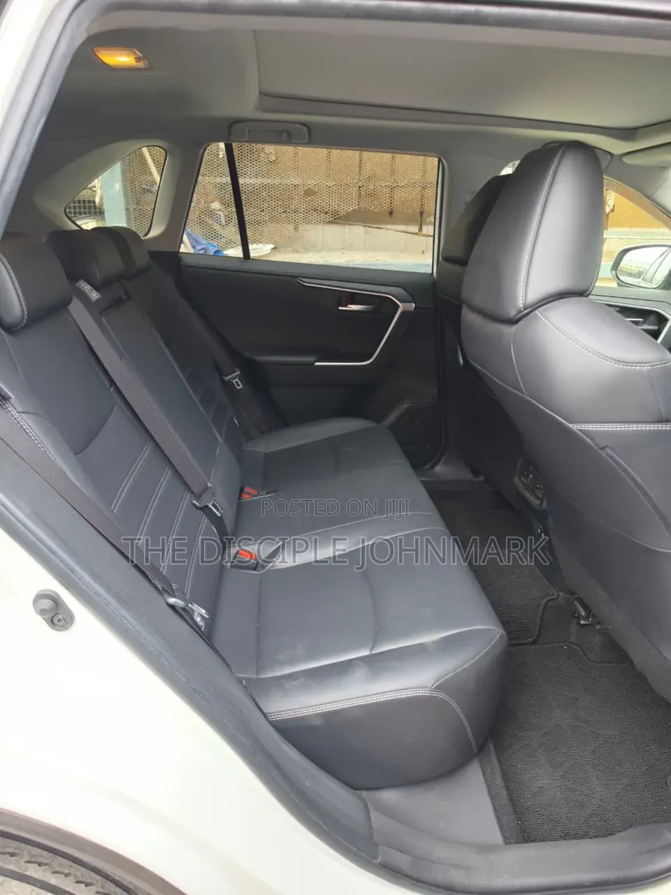 Toyota RAV4 2019 White