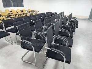 Ergonomic Mesh Visitor Office Chair