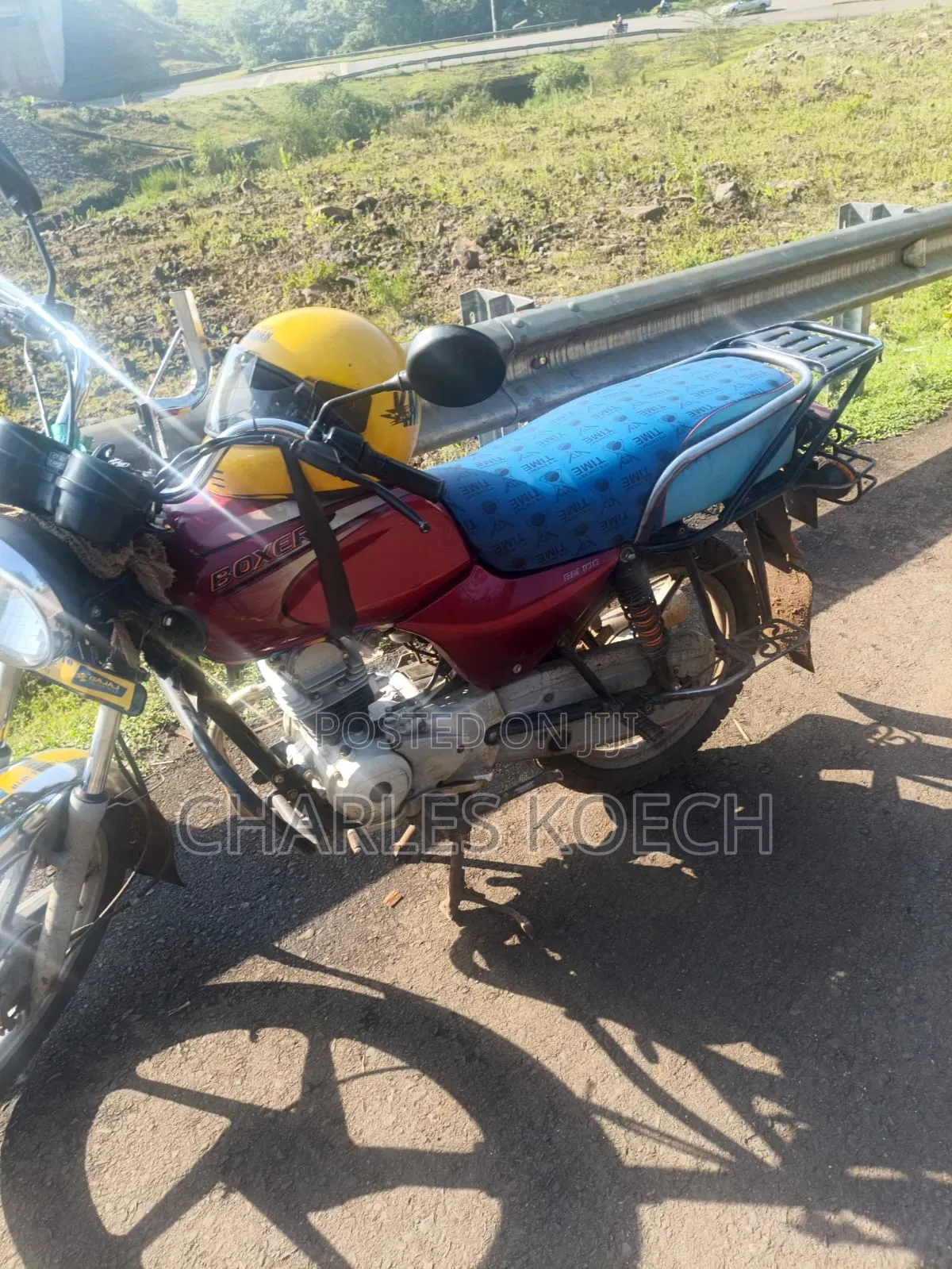 Bajaj Boxer 100 2024 Red