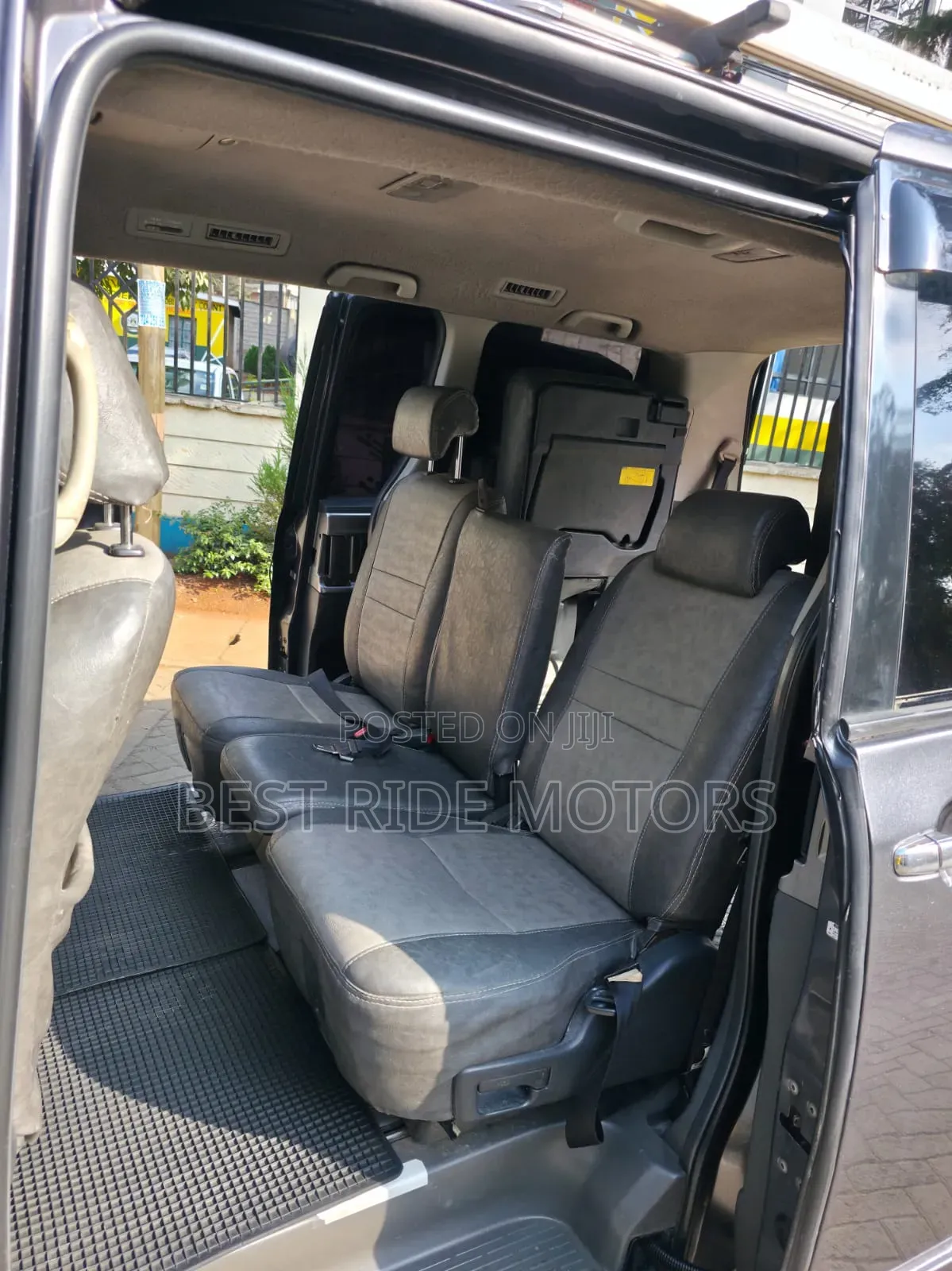Toyota Noah 2008 Gray
