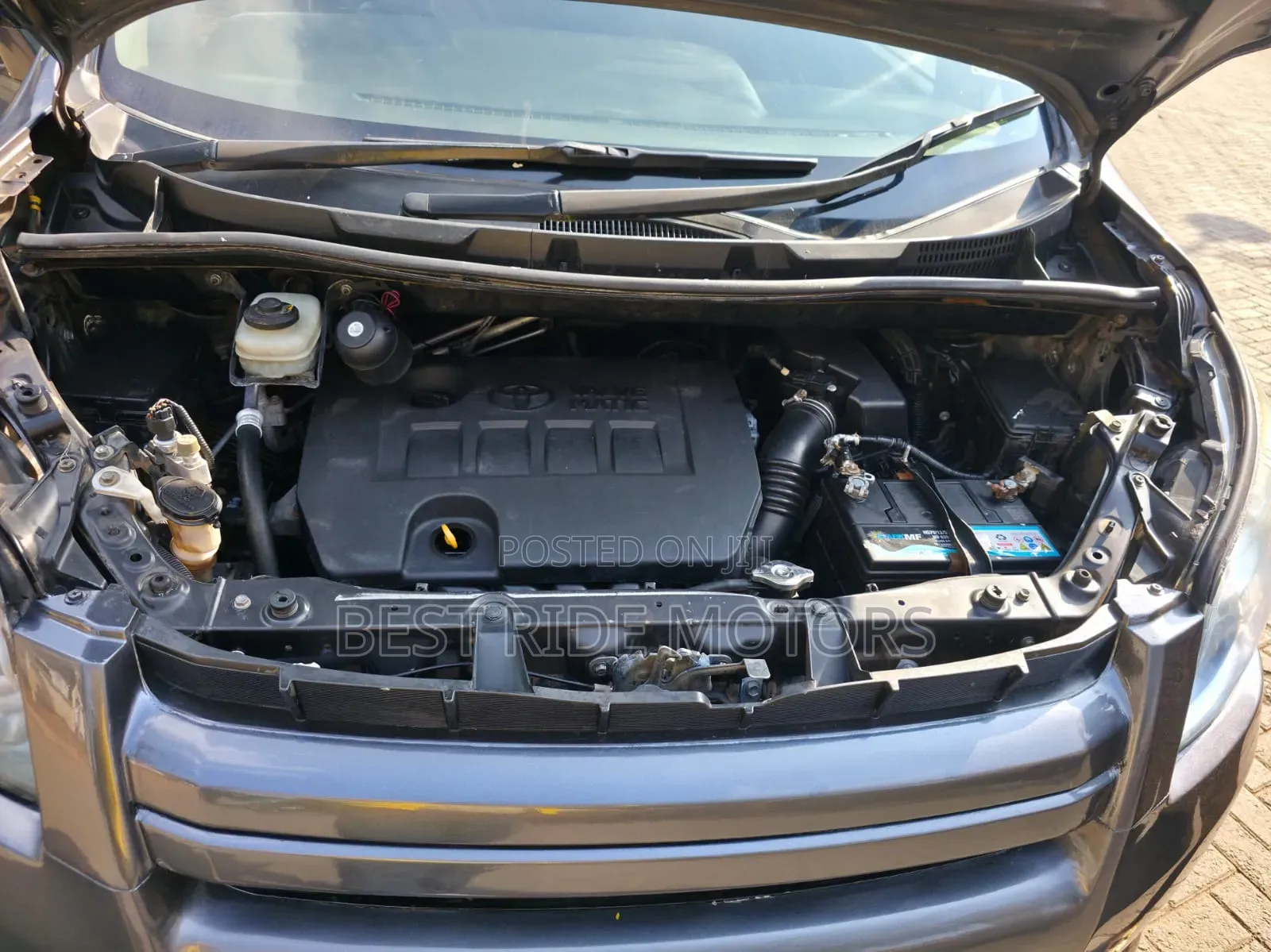 Toyota Noah 2008 Gray