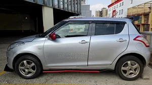 Suzuki Swift 2015 Silver