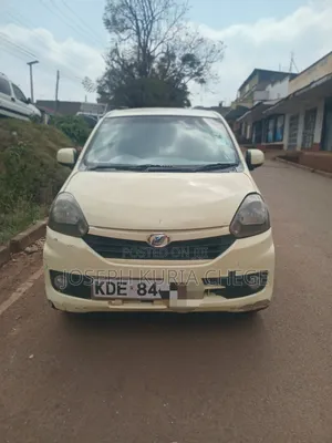 Daihatsu Mira 2014 Yellow