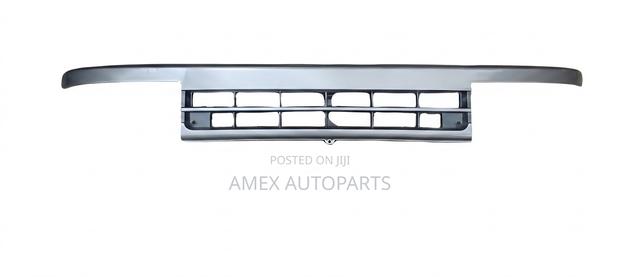Front Grille Assy Mitsubishi FH215 Original Type 1 PC Full Grey - thumbnail 2