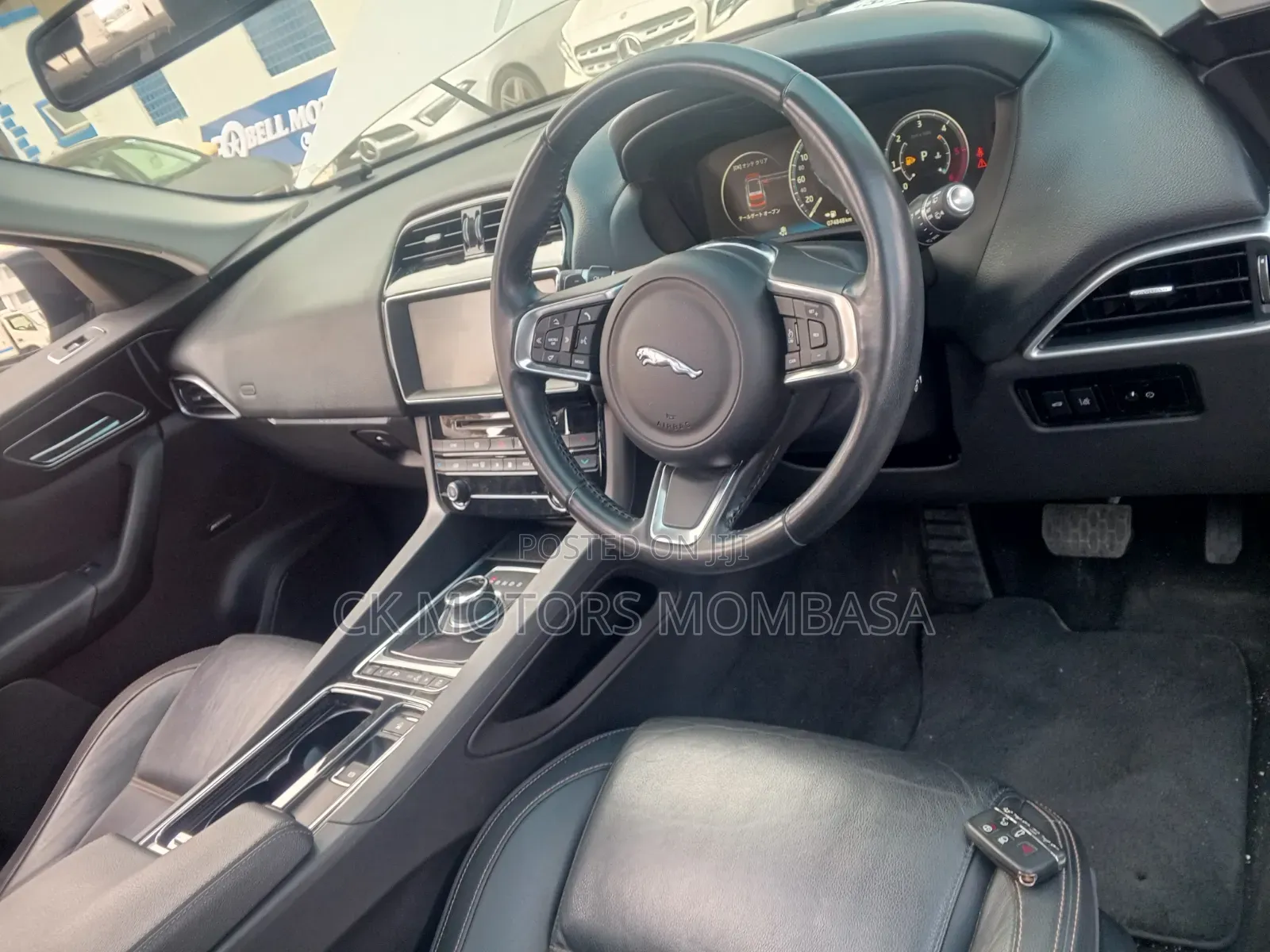 Jaguar F-Pace 2018 White