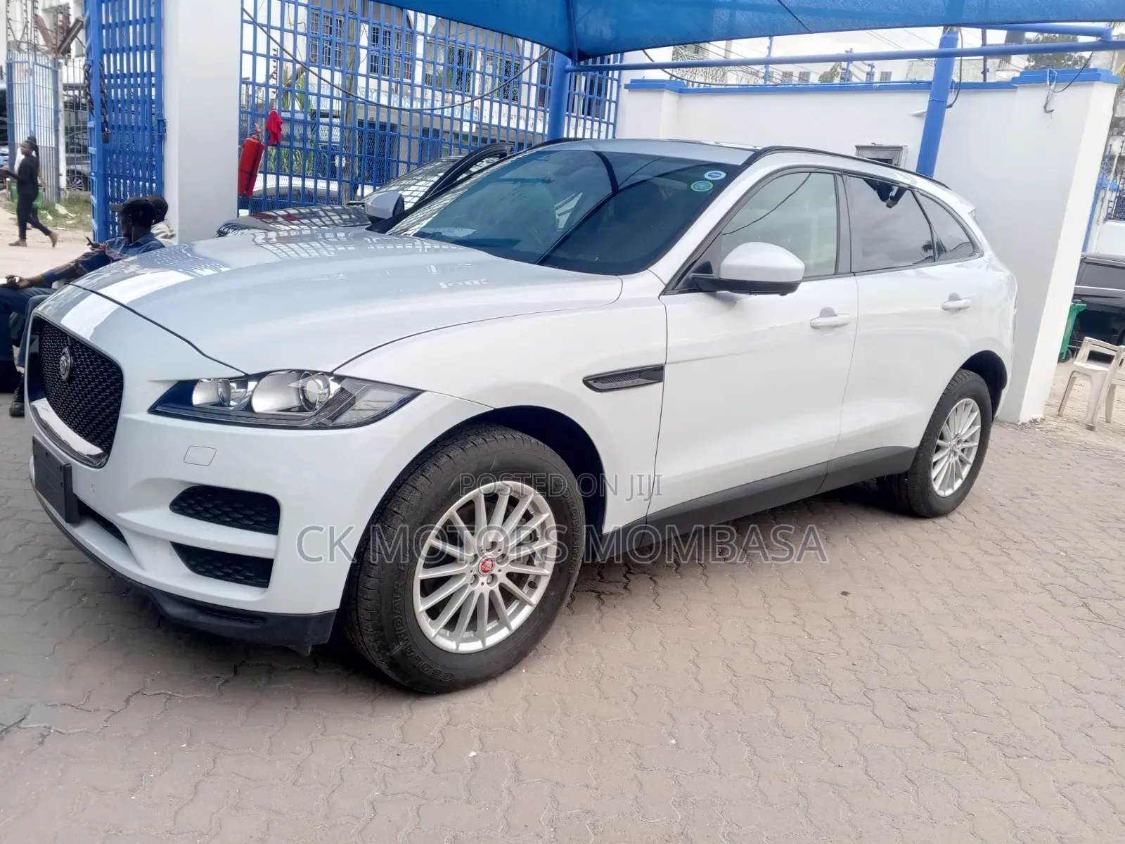Jaguar F-Pace 2018 White