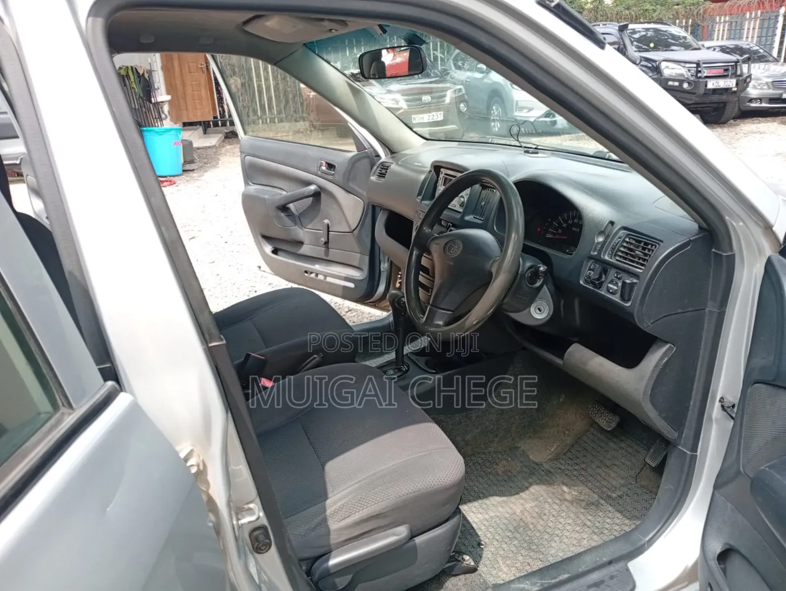 Toyota Probox 2011 Silver