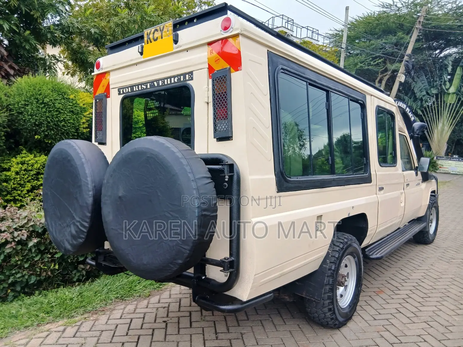 Toyota Land Cruiser 2013 Beige