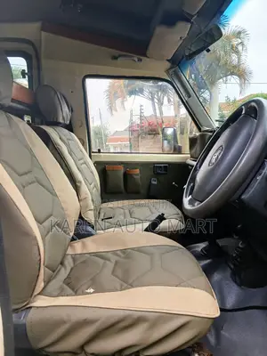 Toyota Land Cruiser 2013 Beige