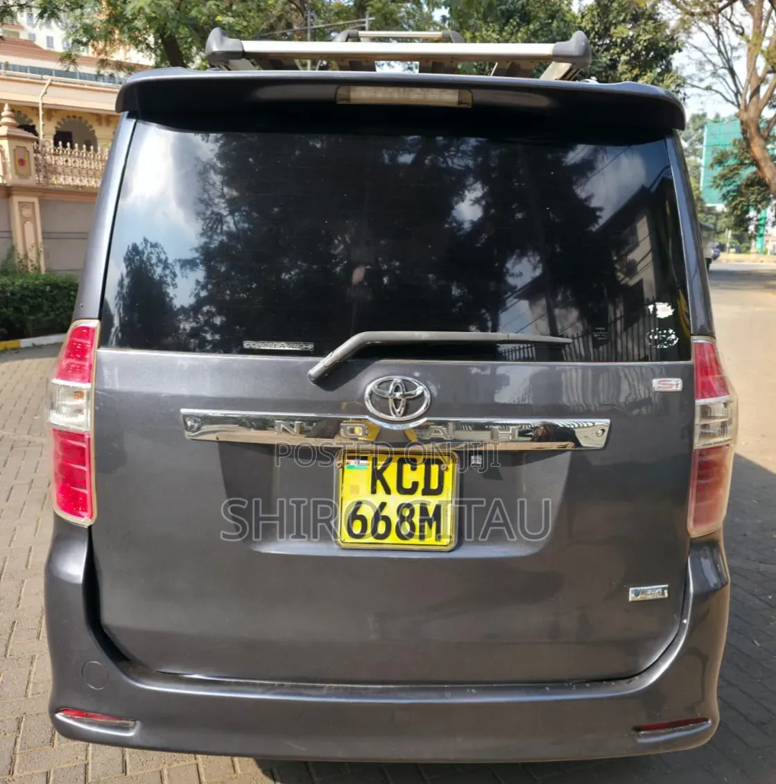 Toyota Noah 2008 Black