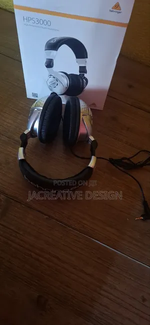 Behringer HPS Headphones