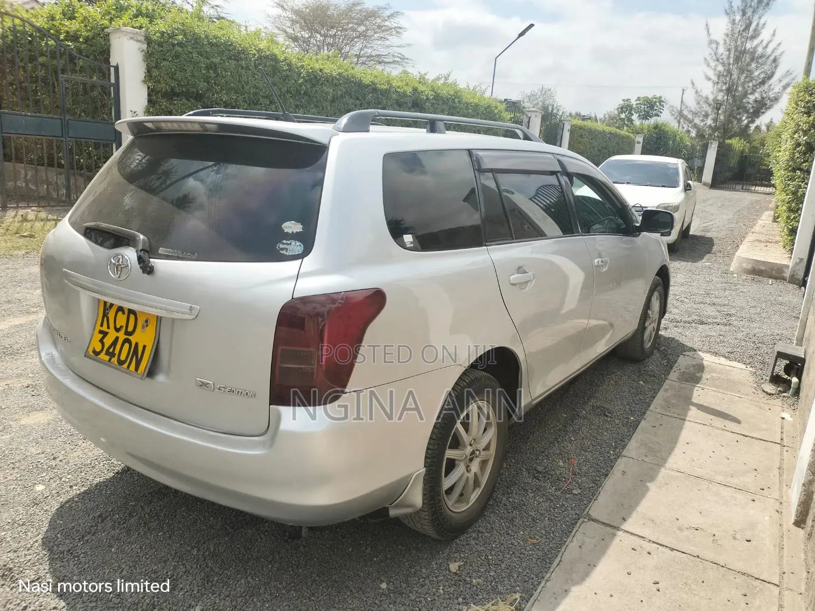 Toyota Corolla Fielder 2009 Silver