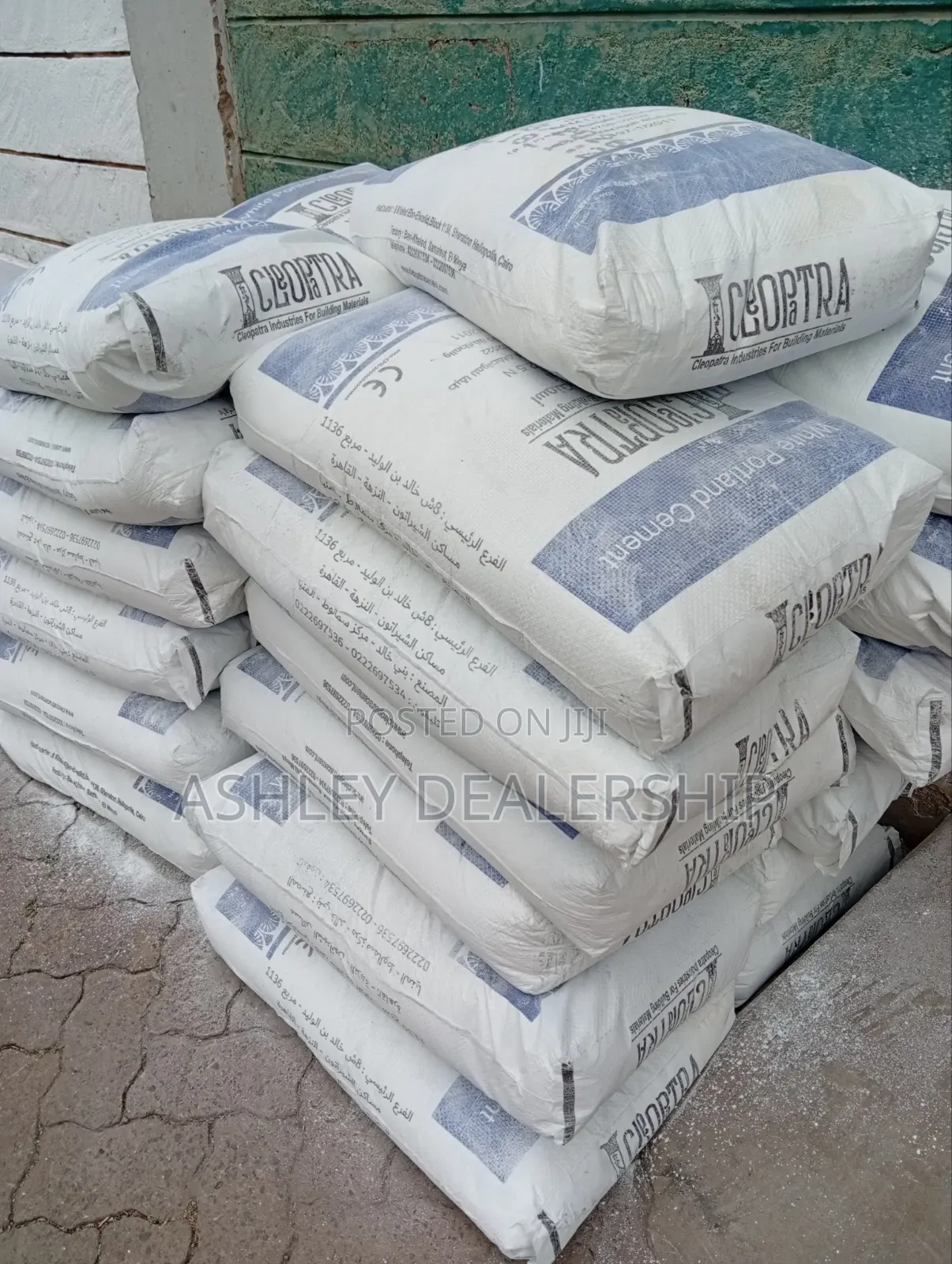 Cleopatra Building Cement