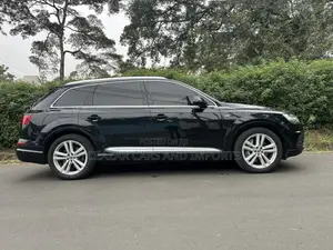 Audi Q7 2016 Black