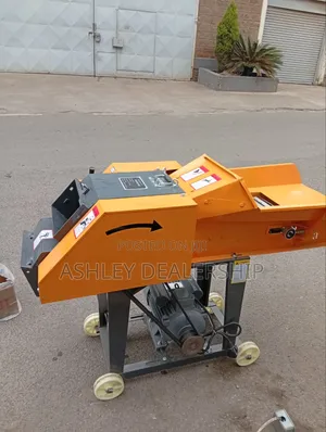 McLaren Heavy-Duty Chaff Cutter for Chopping Feeds