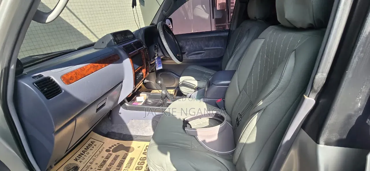 Toyota Land Cruiser Prado 2001 Silver
