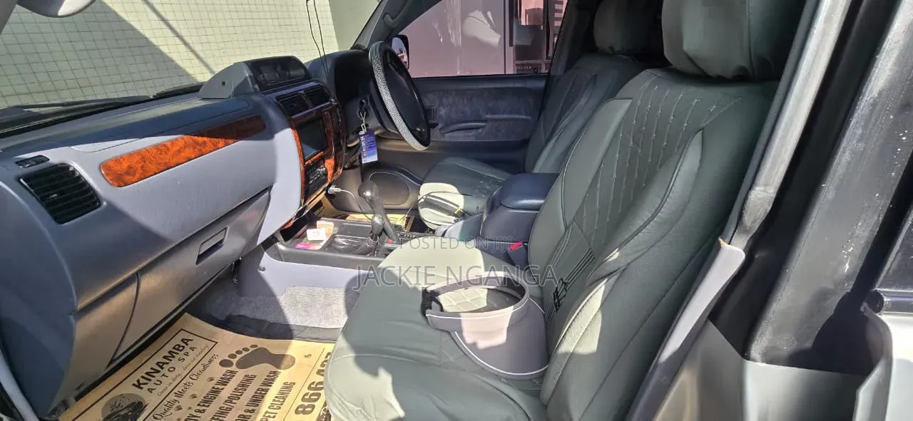 Toyota Land Cruiser Prado 2001 Silver