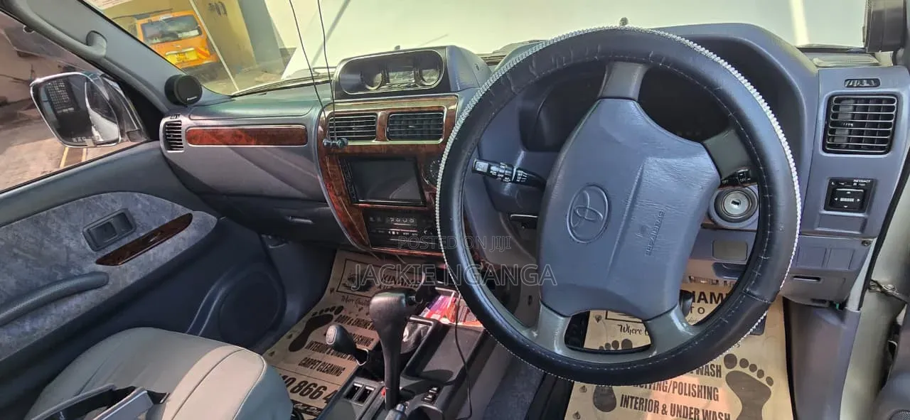 Toyota Land Cruiser Prado 2001 Silver