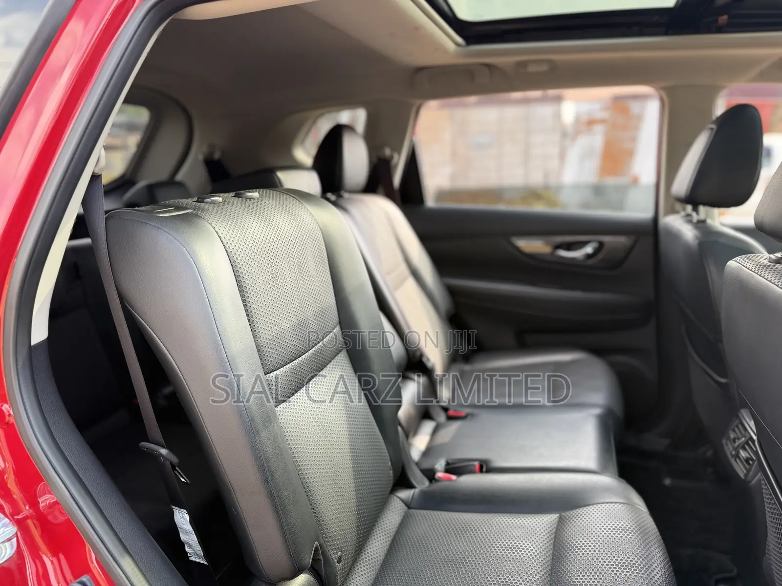 Nissan X-Trail 2.0 Petrol FWD 2016 Red