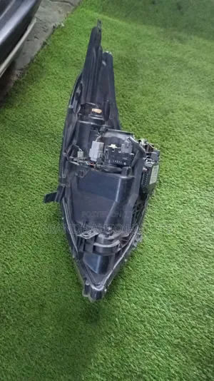 Suzuki Swift 2012 Headlights Xenon