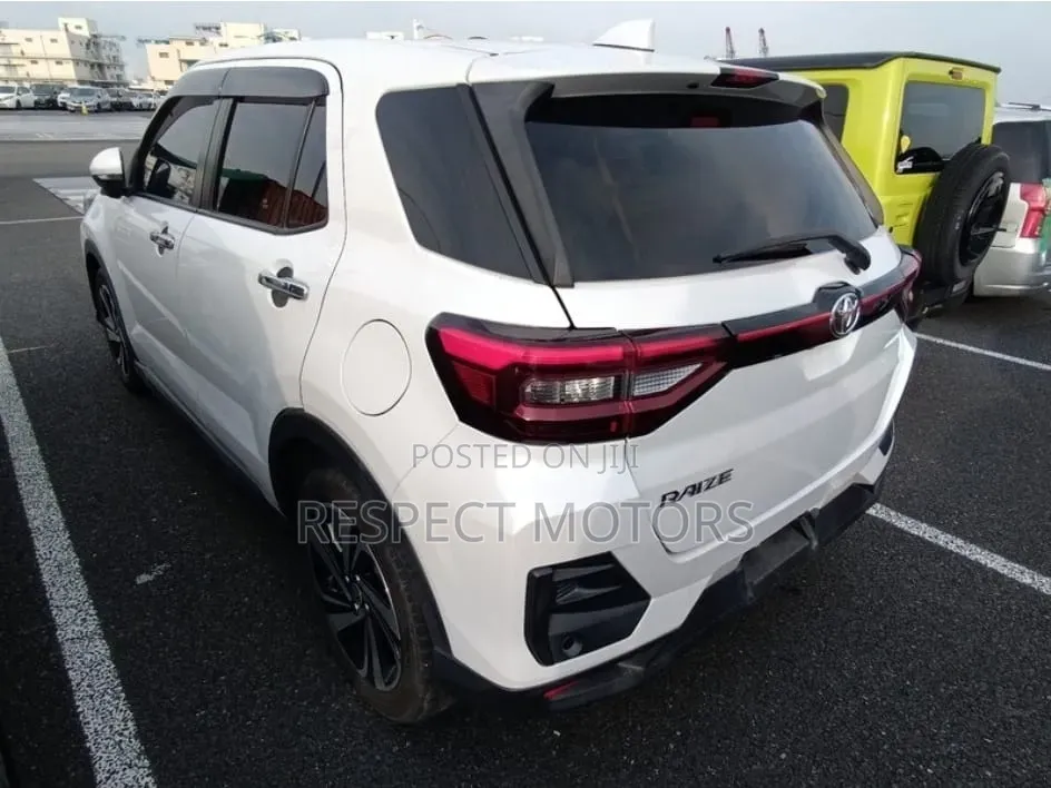 Toyota Raize 2021 White