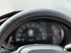 Toyota RAV4 XLE Premium AWD 2019 White