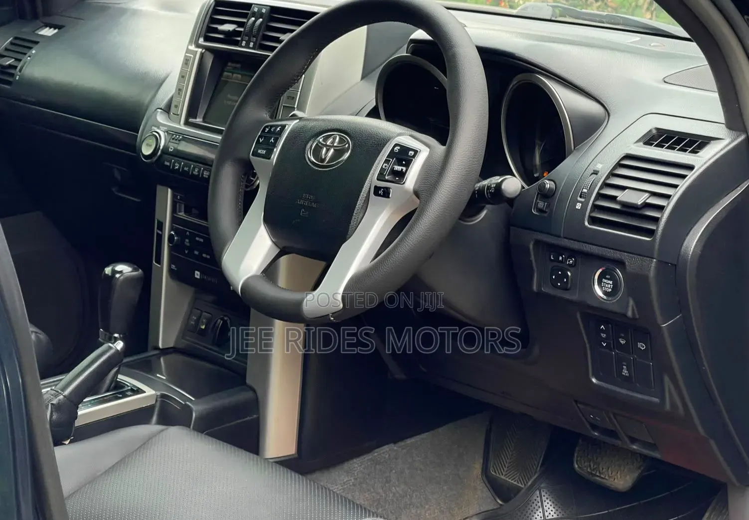Toyota Land Cruiser Prado 2011 Black