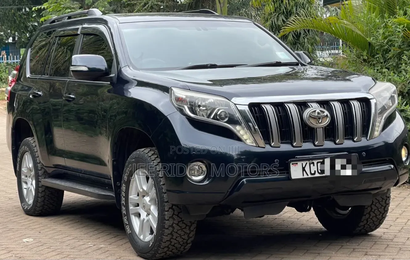 Toyota Land Cruiser Prado 2011 Black
