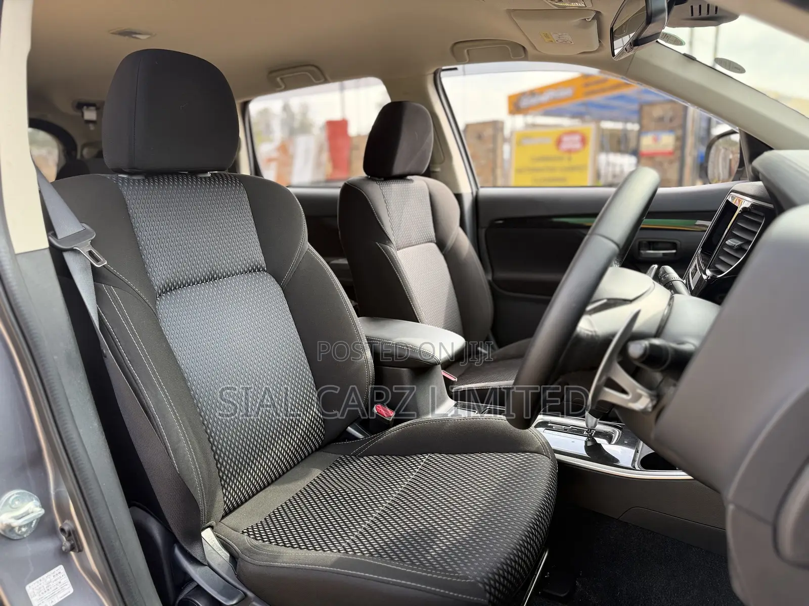 Mitsubishi Outlander ES AWC 2019 Gray