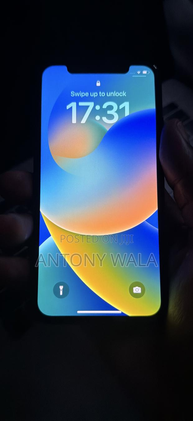Apple iPhone X 64 GB Black